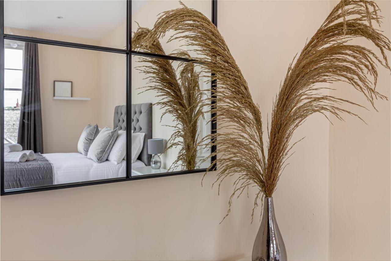 Guest Homes - Trinity Apartment Worcester Eksteriør billede
