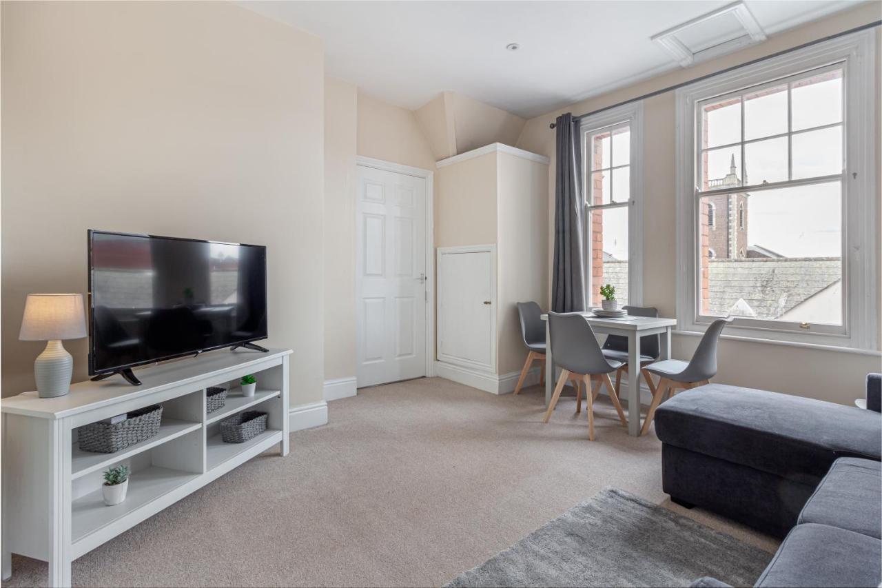 Guest Homes - Trinity Apartment Worcester Eksteriør billede