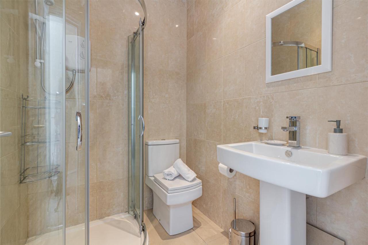 Guest Homes - Trinity Apartment Worcester Eksteriør billede
