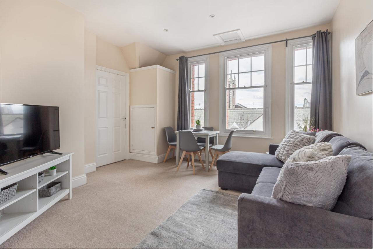 Guest Homes - Trinity Apartment Worcester Eksteriør billede